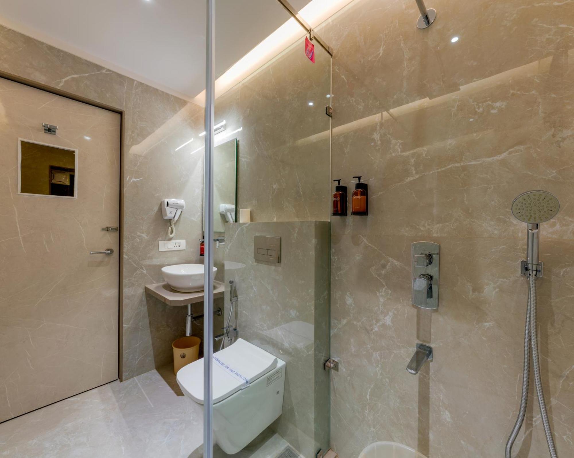Hotel Woodland Kolhapur Εξωτερικό φωτογραφία