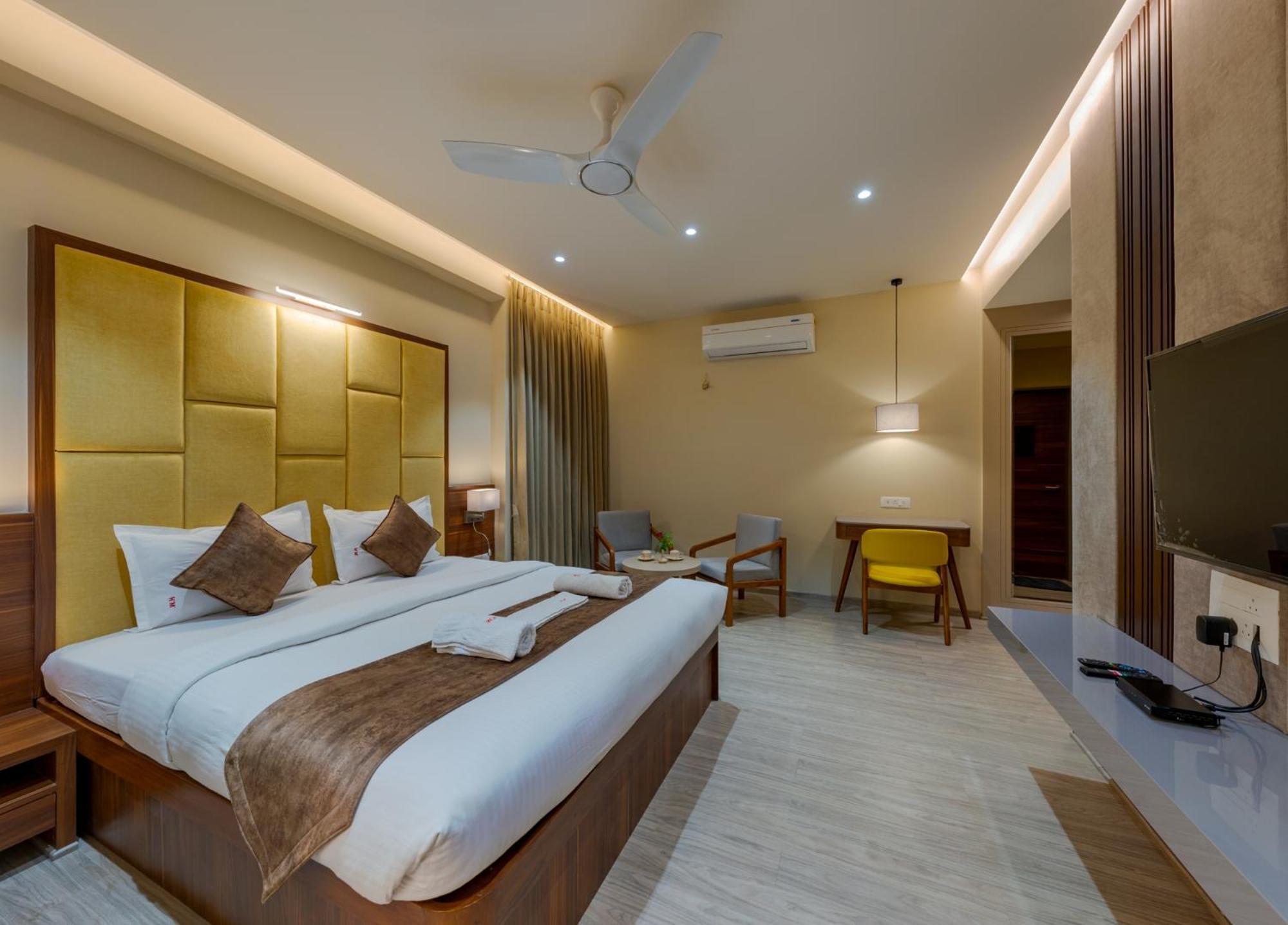 Hotel Woodland Kolhapur Εξωτερικό φωτογραφία