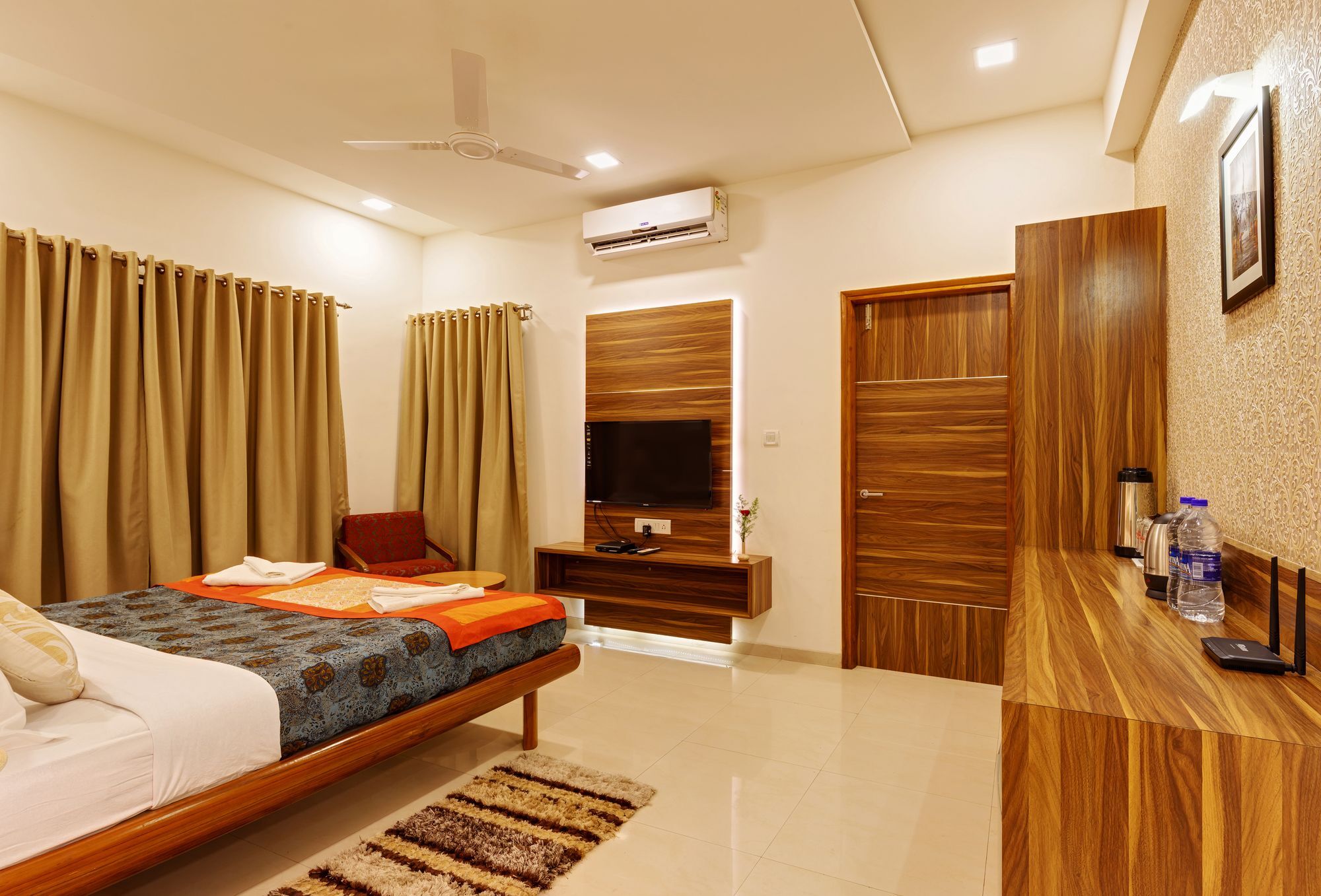 Hotel Woodland Kolhapur Εξωτερικό φωτογραφία